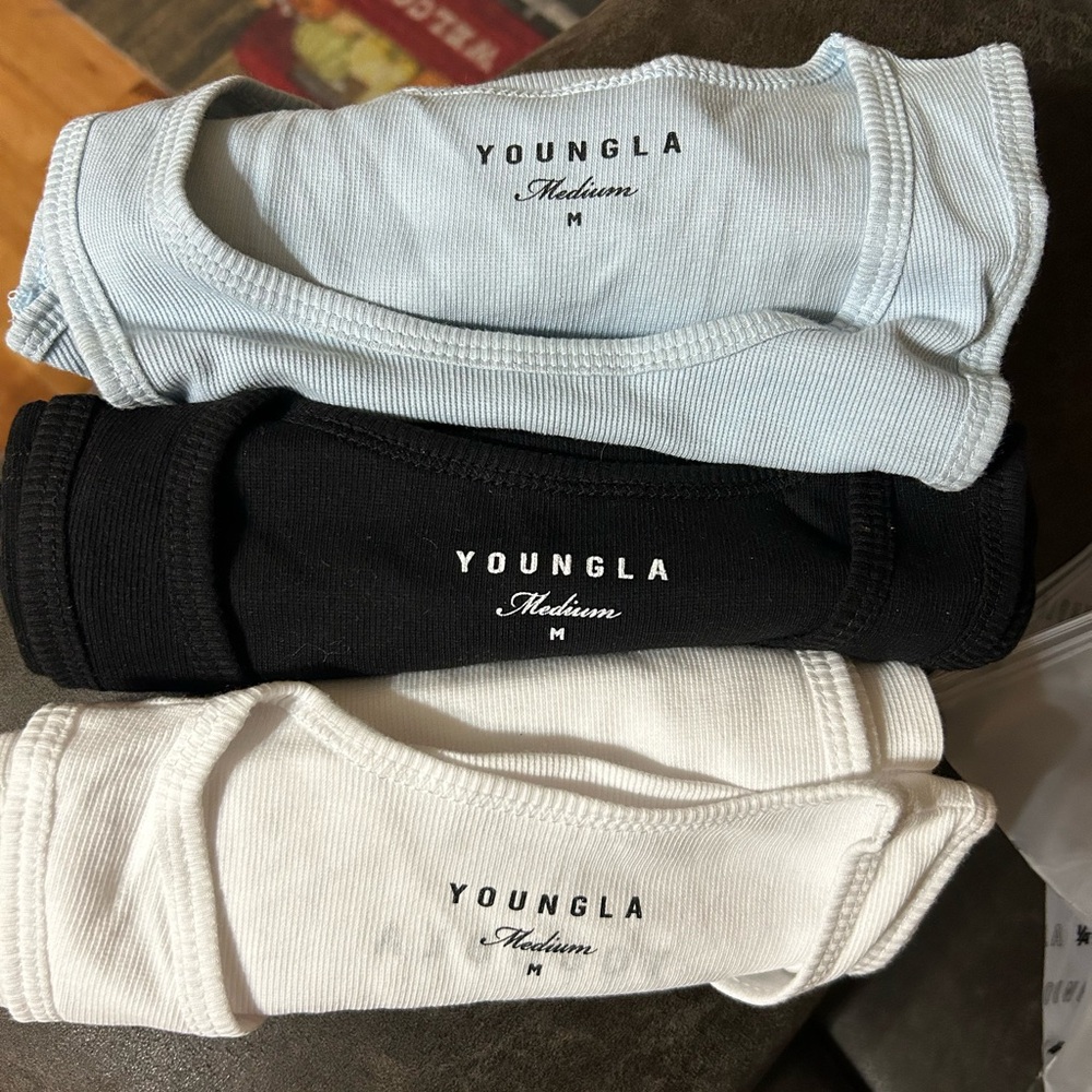 Youngla Wife Luvers Lovers 3 Pack Blue White Black NWT Medium Small Men Tanks